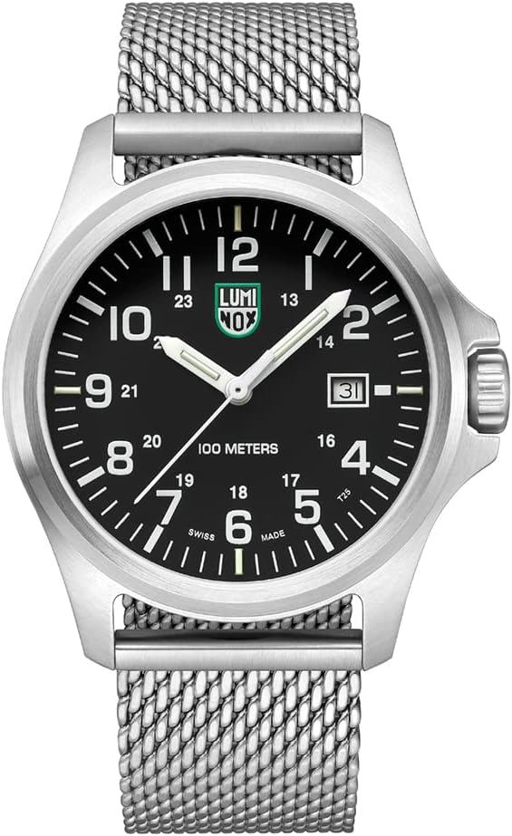 Luminox P-38 GMT Herenhorloge 44mm Serie 9520 met zwart wijzerplaat, datumweergave en roestvrijstalen mesh band, Swiss Made design.