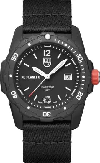 Luminox Bear Grylls XB.3722.ECO herenhorloge 45mm met zwarte wijzerplaat, robuuste behuizing en duurzame nylon band, geschikt voor avonturiers.