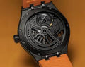 Achteraanzicht van Maurice Lacroix Aikon Master Herenhorloge 45mm met opengewerkte zwarte kast en zichtbaar automatisch uurwerk.