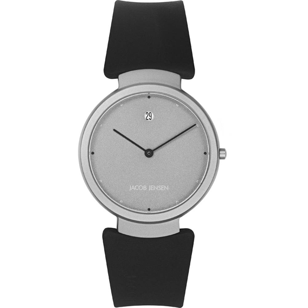 Jacob Jensen Classic collection JJ100 dameshorloge 35mm met minimalistisch zilverkleurig wijzerplaat en zwarte leren band. Elegant en tijdloos ontwerp.