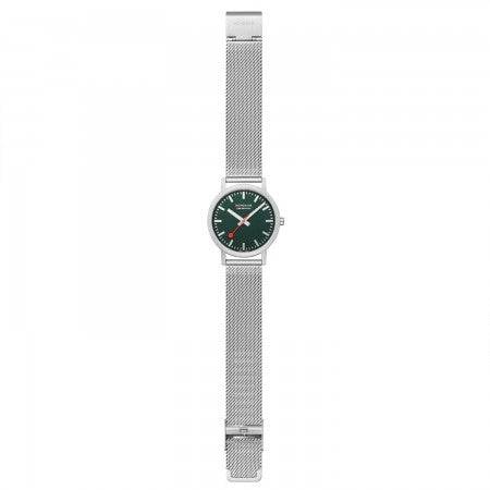 Mondaine Classic Spoorweg Horloge 36mm M660.30314.60SBJ met groene wijzerplaat en zilveren mesh band, dameshorloge in Zwitsers design.